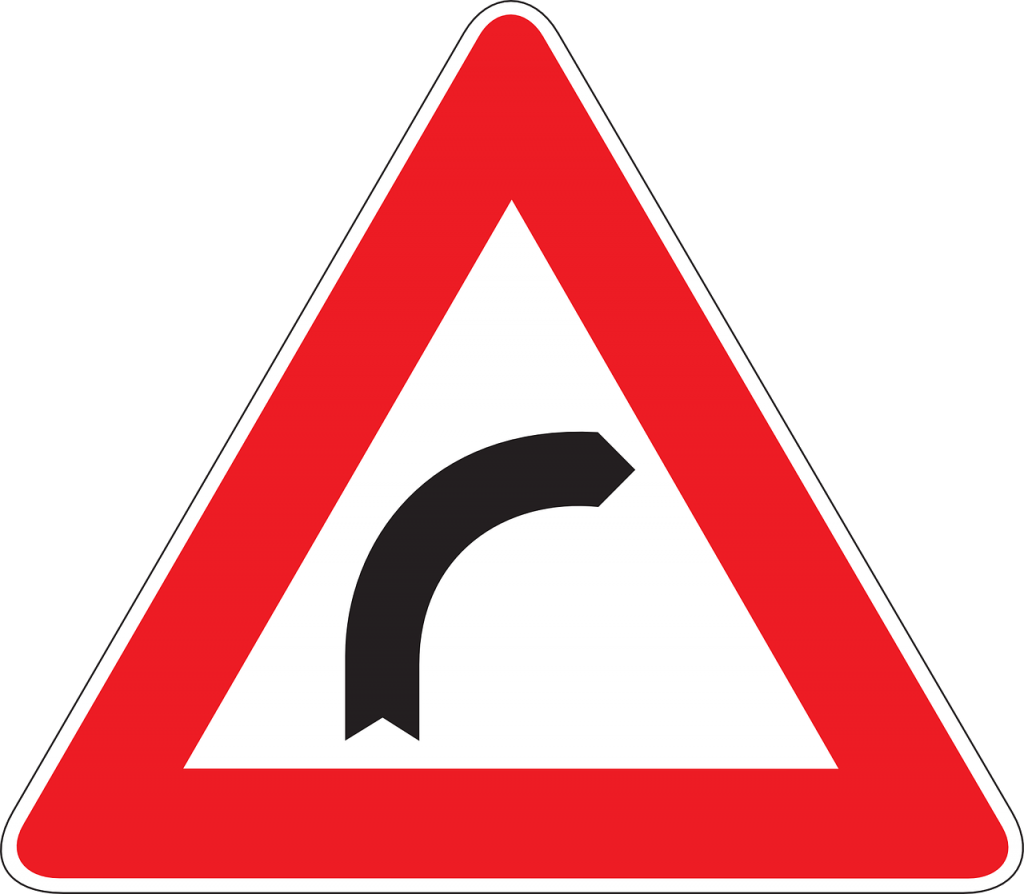 https://pixabay.com/en/drive-right-car-road-information-44355/